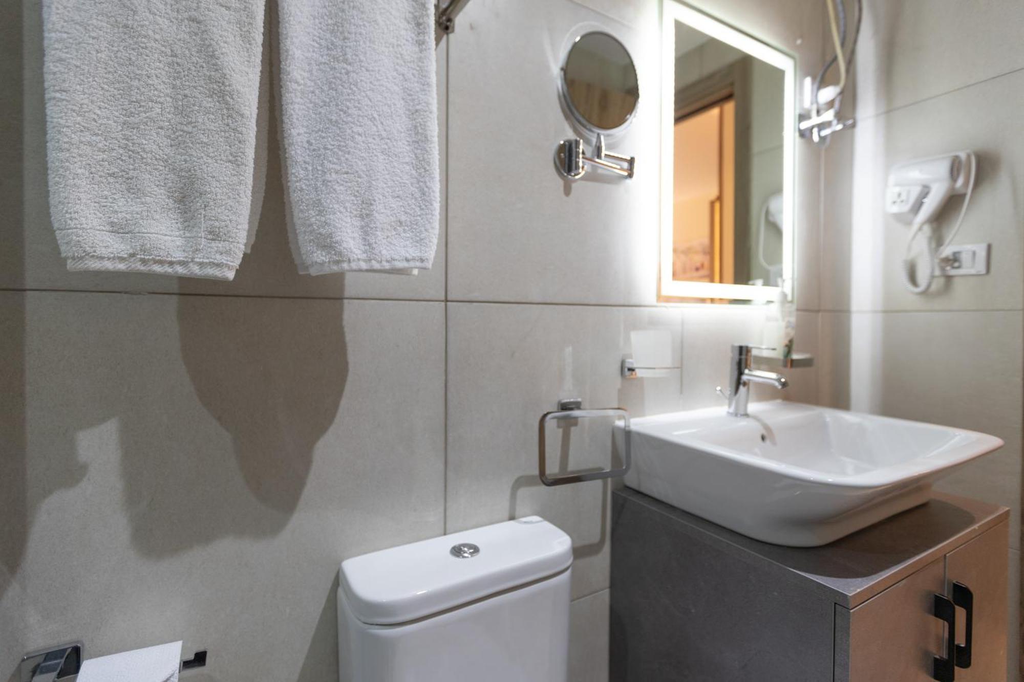 Hotel Soul Pyramids View Kafret el-Gabal Esterno foto