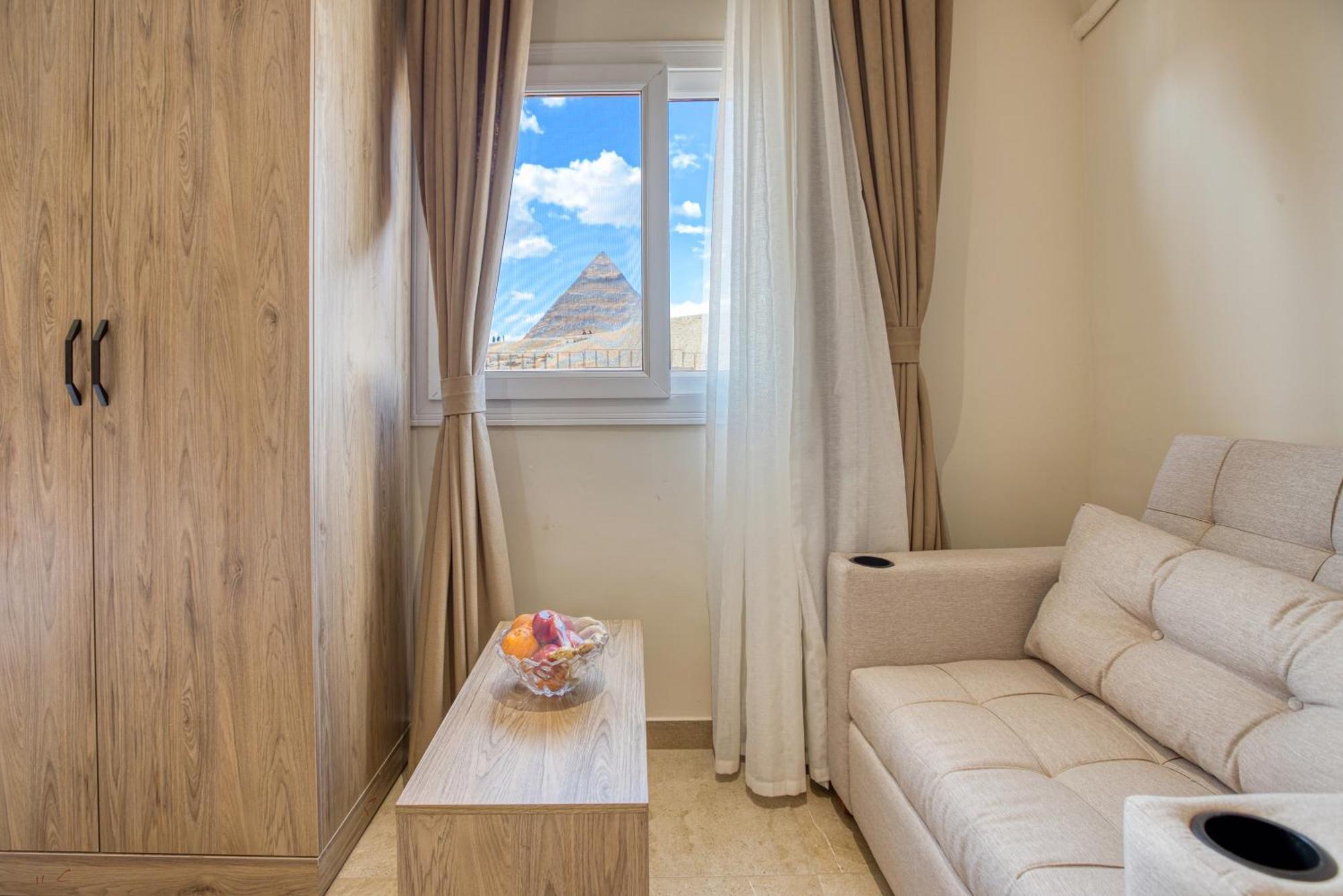 Hotel Soul Pyramids View Kafret el-Gabal Esterno foto