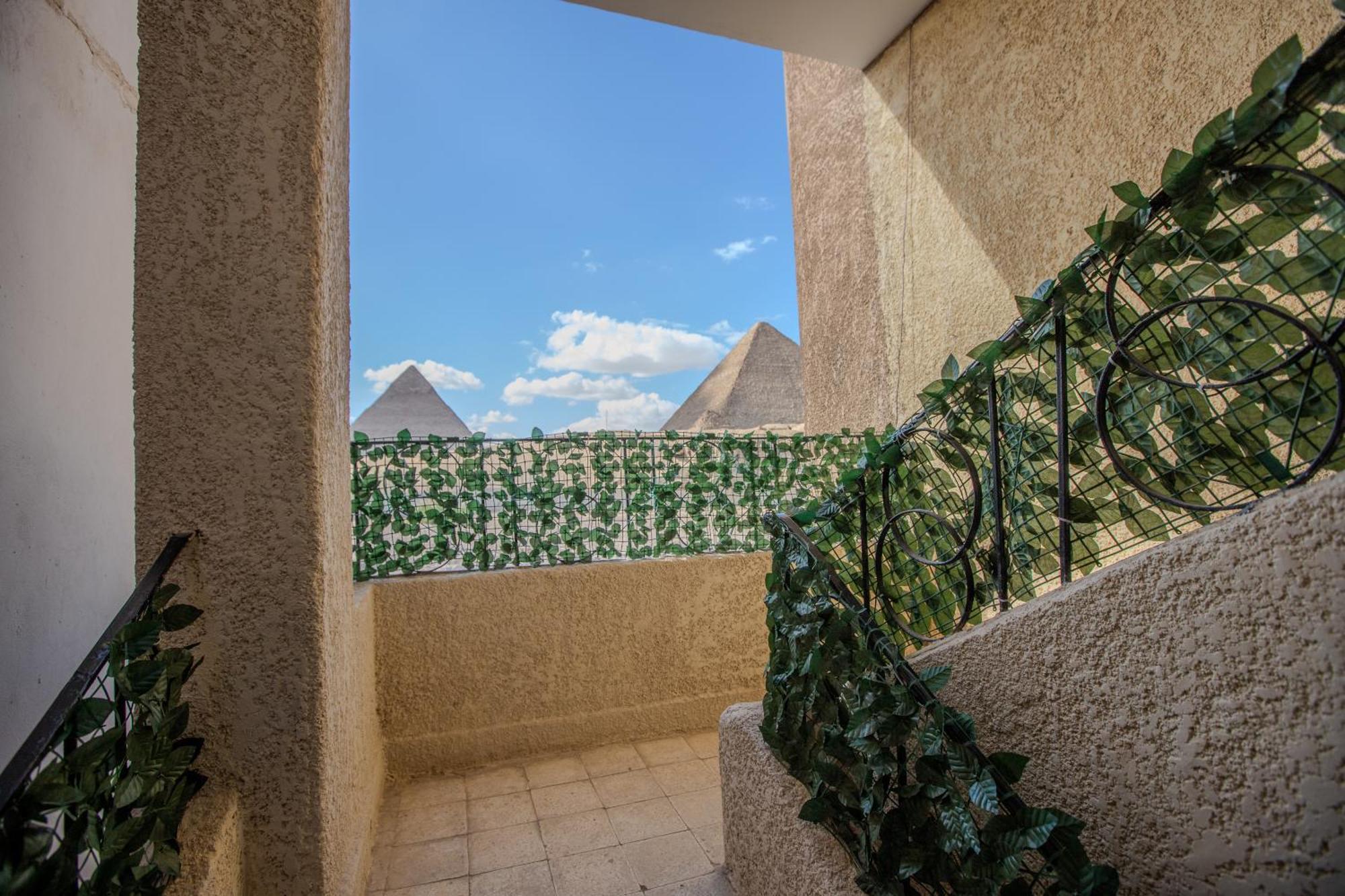 Hotel Soul Pyramids View Kafret el-Gabal Esterno foto