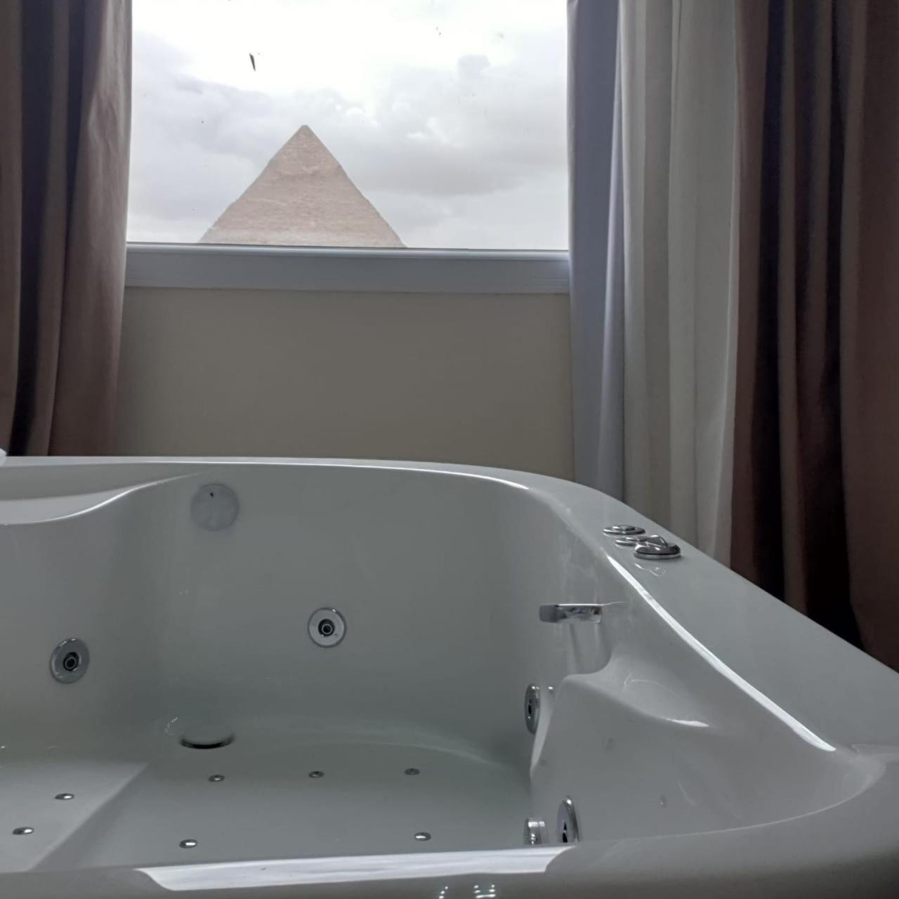 Hotel Soul Pyramids View Kafret el-Gabal Esterno foto